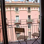 Navigli Nest Renovated With Balcony On The Naviglio Διαμέρισμα